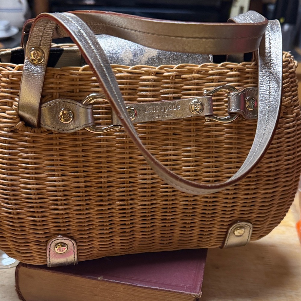 Kate Spade Tan and Gold Woven Shoulder Bag
